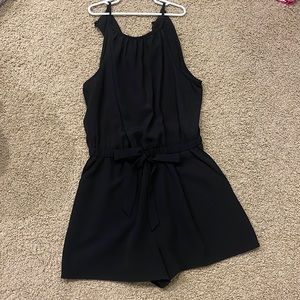Black tie romper